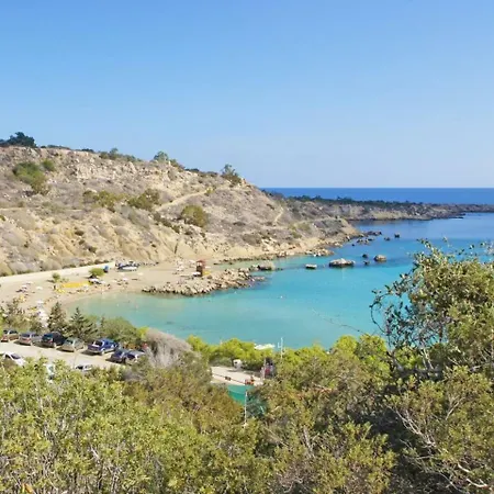 Villa Athage38 *